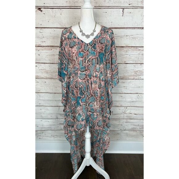 Adrienne Dresses & Skirts - Adrienne Hi-Low dress New with tags small